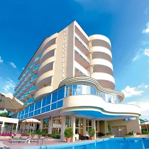 https://metropolitan-milano-marittima.emilia-romagnahotels.net