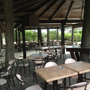 https://hotel-quadrifoglio.emilia-romagnahotels.net