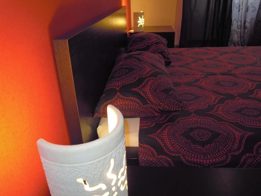Bed & Breakfast H501 B&B Roma Italia